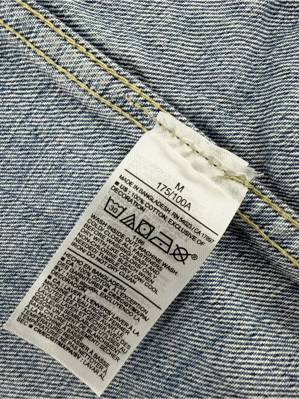 NWT Old Navy x Disney Medium Mickey Mouse Embroidered Denim Jean Trucker Jacket